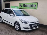 Used Hyundai i20 Premium 84 HP (61 kW) 2015 White Hatchback