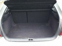 Usado Toyota Avensis 127 HP (93 kW) 2004 Citadino