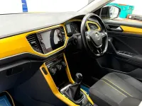 Used VW T-Roc Design 115 HP (84 kW) 2018 Yellow SUV