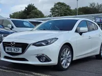 Used Mazda 3 Inclusive 120 HP (88 kW) 2016 White Hatchback