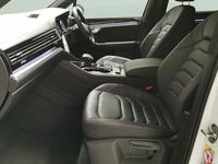 Used VW Touareg R-line 231 HP (169 kW) 2022 White SUV