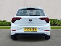 Begagnad VW Polo Life 95 HK (69 kW) 2024 Vit Halvkombi