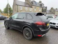 Used Porsche Cayenne 245 HP (180 kW) 2011 Black SUV