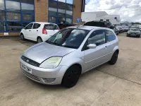 Used Ford Fiesta 75 HP (55 kW) 2004 Silver Hatchback