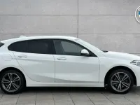 Usado BMW 118 Sport Line 134 HP (98 kW) 2024 Branco Citadino