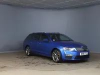 Używany Skoda Octavia vRS 184 KM (135 kW) 2016 Niebieski Kombi