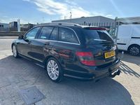 Begagnad Mercedes C220 2008 Svart Kombi