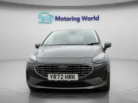 Usado Ford Fiesta Titanium 125 CV (91 kW) 2022 Gris Utilitario