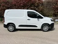 Begagnad Peugeot Partner 100 HK (73 kW) 2020 Vit Minibuss