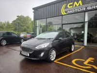 Used Ford Fiesta Titanium 100 HP (73 kW) 2018 Black Hatchback