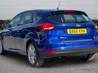 Used Ford Focus Zetec 120 HP (88 kW) 2016 Blue Hatchback