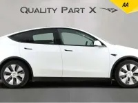 Używany Tesla Model Y RWD 254 kW (346 KM) 2023 Biały SUV