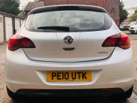 Used Vauxhall Astra Elite 113 HP (83 kW) 2010 Silver Hatchback