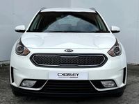 Used Kia Niro 139 HP (102 kW) 2017 White SUV