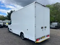 Gebraucht Renault Master 143 PS (105 kW) 2023 Weiß Van / Kleinbus