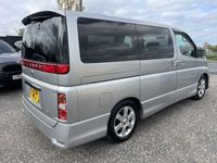 used Nissan Elgrand HIGHWAY STAR 3.5 AUTOMATIC 8 SEATER