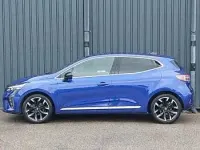 Used Renault Clio Techno 90 HP (66 kW) 2024 Blue Hatchback