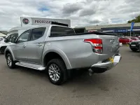 Used Mitsubishi L200 178 HP (130 kW) 2019 Silver Pickup