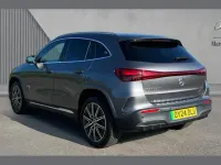 Begagnad Mercedes EQA250+ Executive 139 kW (190 HK) 2024 Grå SUV