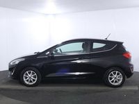 Usado Ford Fiesta Zetec 101 HP (74 kW) 2018 Preto Citadino