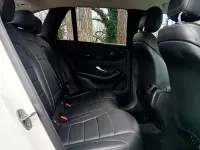 Used Mercedes GLC250 Urban 211 HP (155 kW) 2018 White Estate
