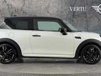 Usado Mini Cooper Premium 136 CV (100 kW) 2023 Blanco Utilitario