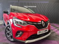 Used Renault Captur Techno 91 HP (66 kW) 2023 Red/black SUV