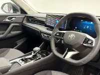 New MG HS SE 224 HP (164 kW) 2025 Metallic  white pearl SUV