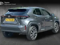 Used Toyota Yaris Cross Design 116 HP (85 kW) 2025 Grey SUV