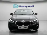 Usado BMW 116 Sport Line 116 CV (85 kW) 2023 Negro Utilitario