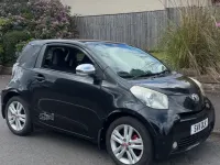 Used Toyota iQ 96 HP (70 kW) 2011 Black Hatchback