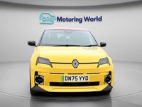 New Renault R5 Iconic 110 kW (150 HP) 2025 Yellow/black Hatchback