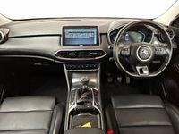 Used MG HS Excite 162 HP (119 kW) 2023 Red SUV