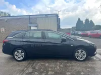 Gebraucht Vauxhall Astra Design Edition 110 PS (80 kW) 2017 Blau Kombi