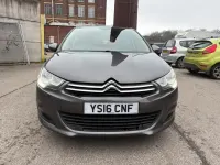 Begagnad Citroën C4 PureTech 2016 Grå Halvkombi