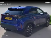 Used Toyota Yaris Hybrid Design 116 HP (85 kW) 2025 Juniper blue (metallic paint) Estate