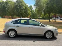 Used Ford Focus Titanium 2010 Gold Hatchback