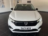Used Dacia Sandero Essentiel 90 HP (66 kW) 2021 White Hatchback