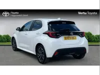 Used Toyota Yaris Design 116 HP (85 kW) 2023 White Hatchback