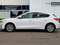 Used Ford Focus Titanium 2019 Frozen white Hatchback