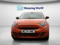 Usado Fiat 600 La Prima 101 HP (74 kW) 2024 Laranja SUV