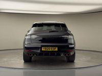 Used Porsche Macan Turbo 441 HP (324 kW) 2020 Black SUV