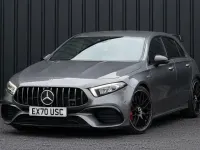 Usado Mercedes A45 AMG 421 HP (309 kW) 2020 Cinzento Citadino