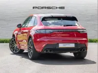 Used Porsche Macan 434 HP (319 kW) 2024 Red SUV