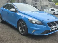 Used Volvo V40 R-Design 120 HP (88 kW) 2015 Blue Hatchback