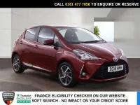 Used Toyota Yaris 100 HP (73 kW) 2018 Red Hatchback