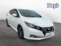 Gebraucht Nissan Leaf Tekna 110 kW (150 PS) 2019 Weiß Kleinwagen