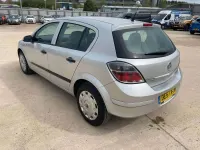 Second-hand Vauxhall Astra 2007 Argintiu Hatchback