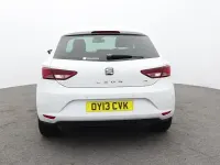 Käytetty Seat Leon SE 105 HP (77 kW) 2013 Valkoinen Viistoperä