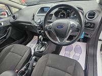 Used Ford Fiesta Titanium 100 HP (73 kW) 2016 White Hatchback